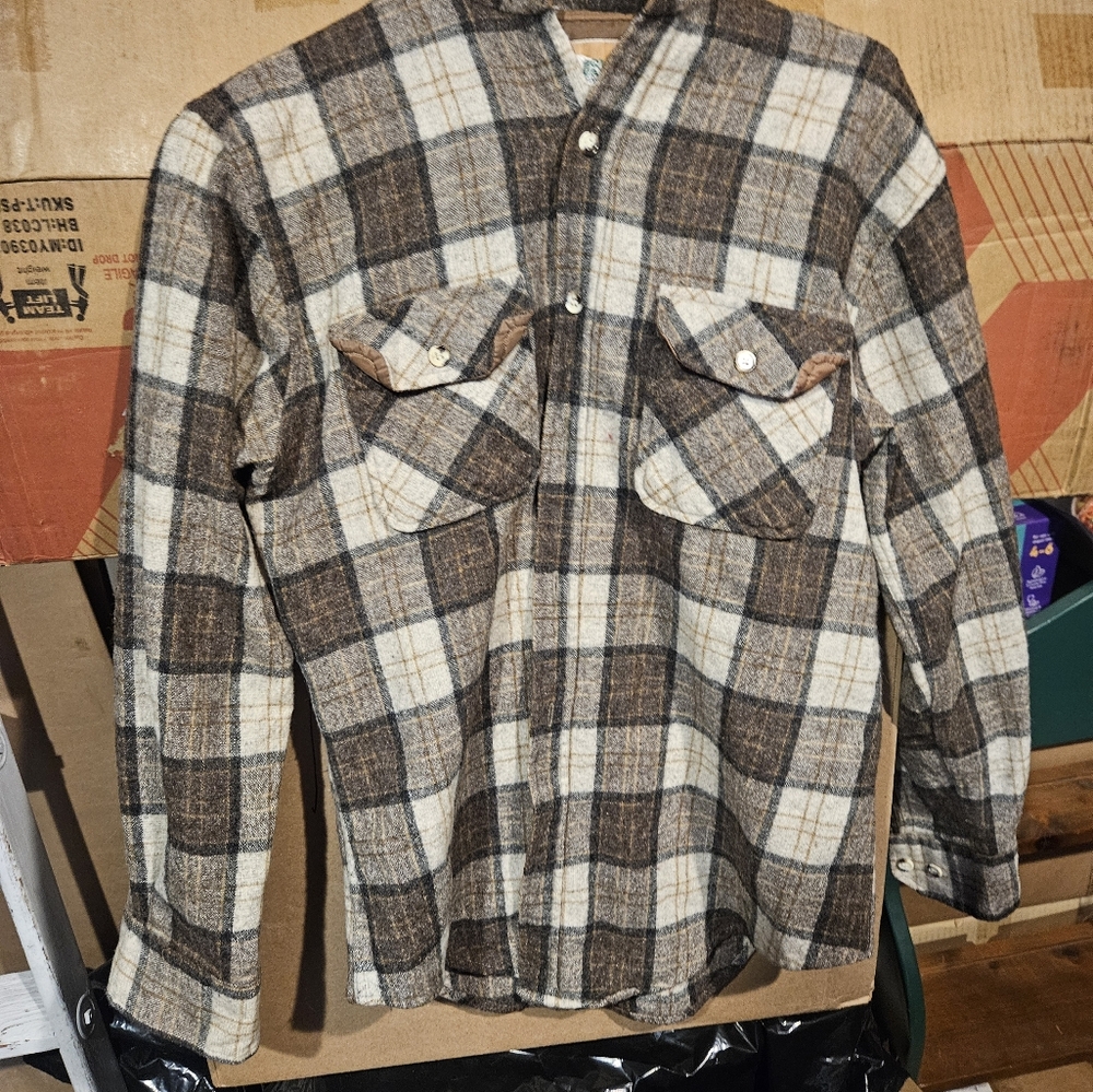 Squaw Valley Mens M Wool Blend Shirt Flap Pockets Plaid Brown Vintage